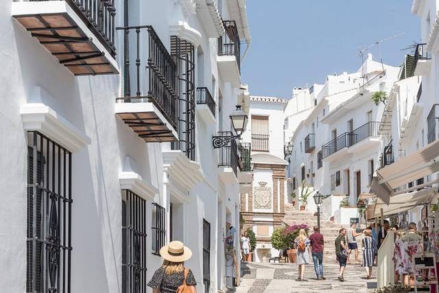 Nerja & Frigiliana
