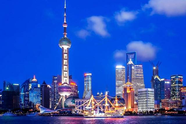 Huangpu Cruise