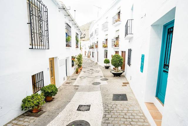 Nerja & Frigiliana