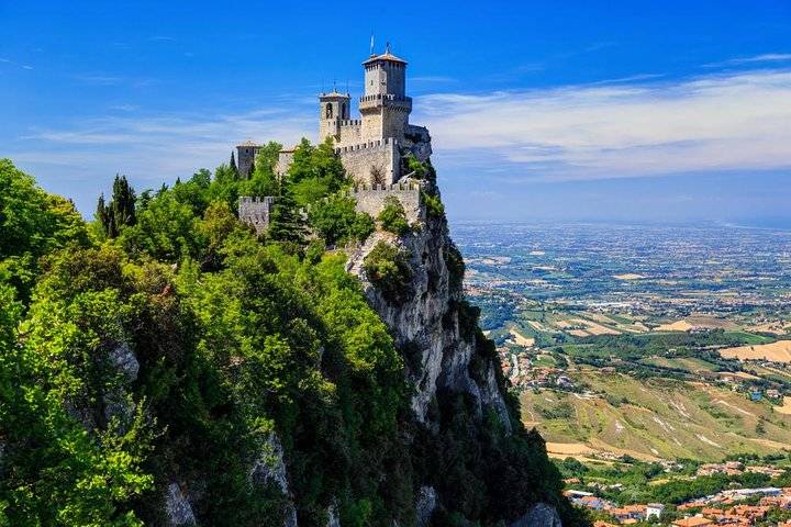 San Marino, Rimini