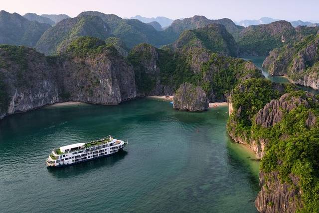 Lan Ha Bay