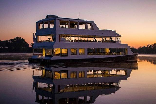 Zambezi Cruise