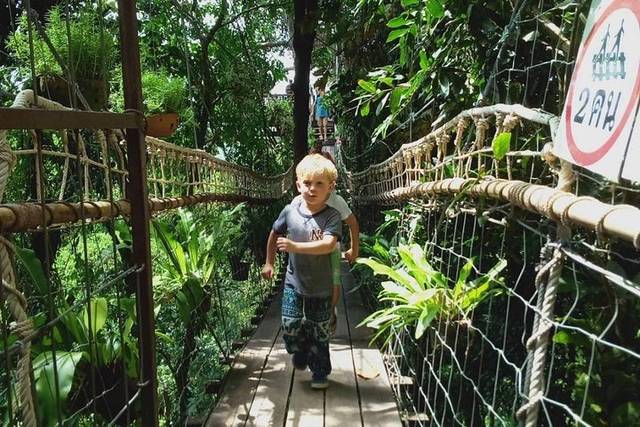 Na Muang Falls
