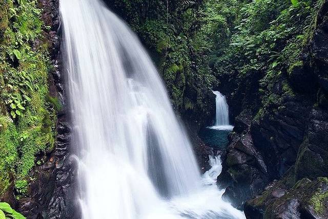 La Paz Falls