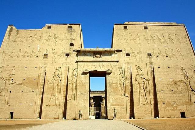 Edfu & Kom Ombo