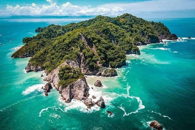 Tortuga Island