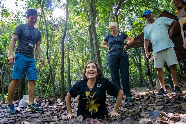 Củ Chi Tunnels