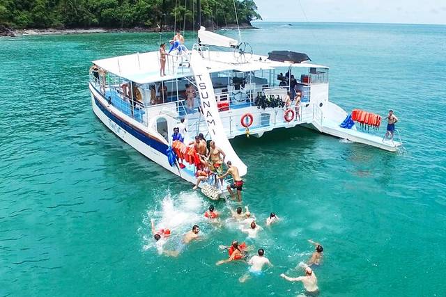 Catamaran Cruise