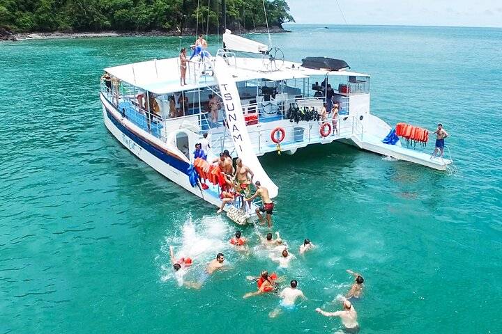 Catamaran Cruise, Playa Hermosa