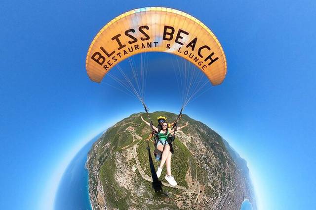 Paragliding