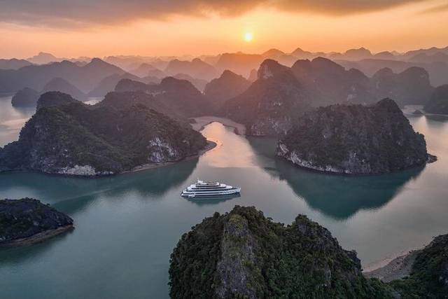 Lan Ha Bay