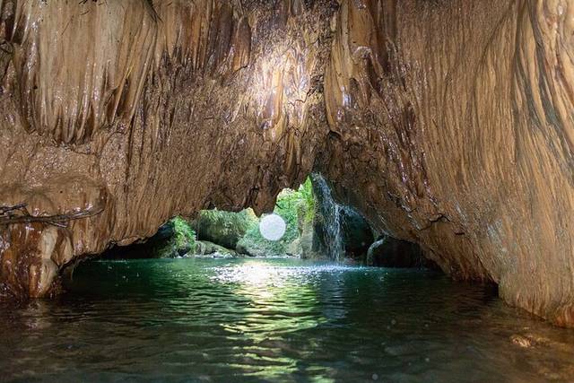 El Choco Caves