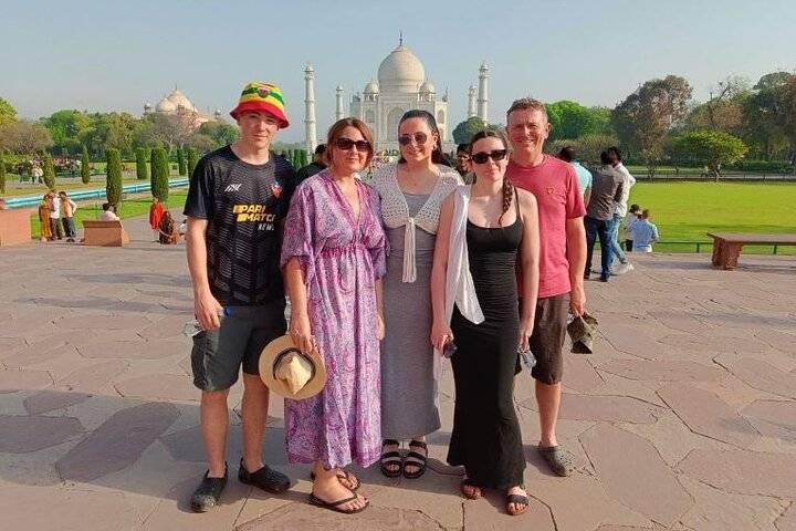 Taj Mahal day trip, New Delhi