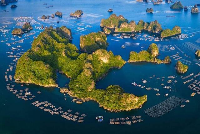 Lan Ha Bay
