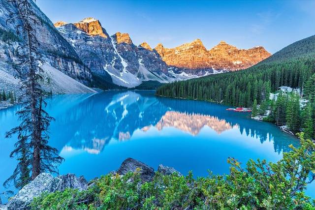 Moraine Lake