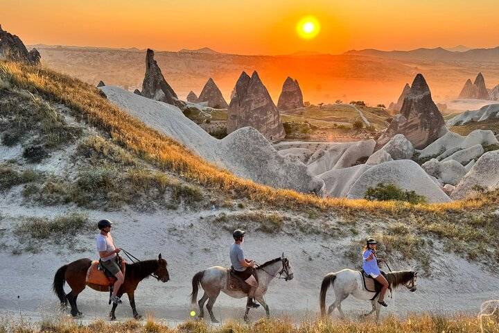 Fairy Chimneys, Uchisar