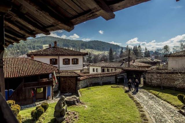 Rose & Thracian Valley