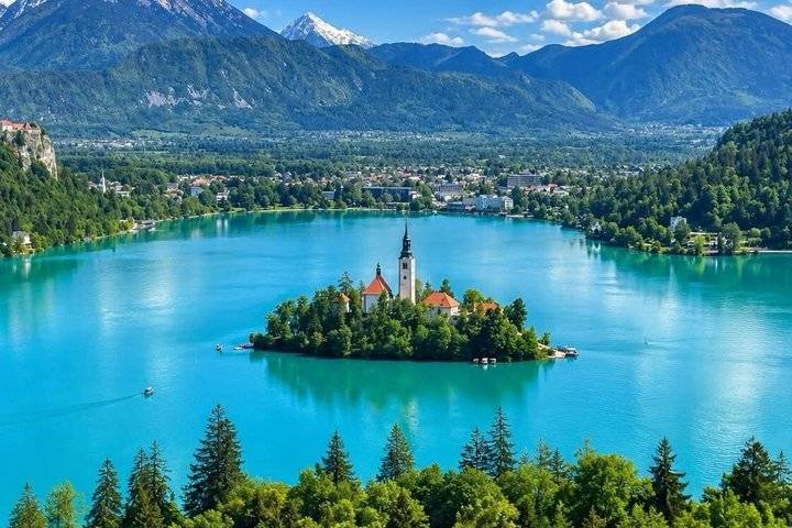 Lake Bled Island, Bled