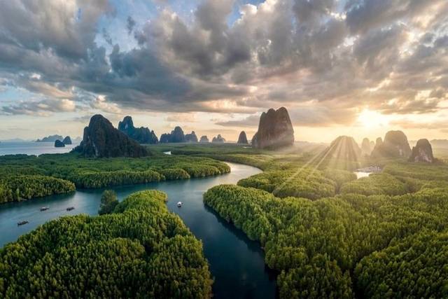 James Bond Island