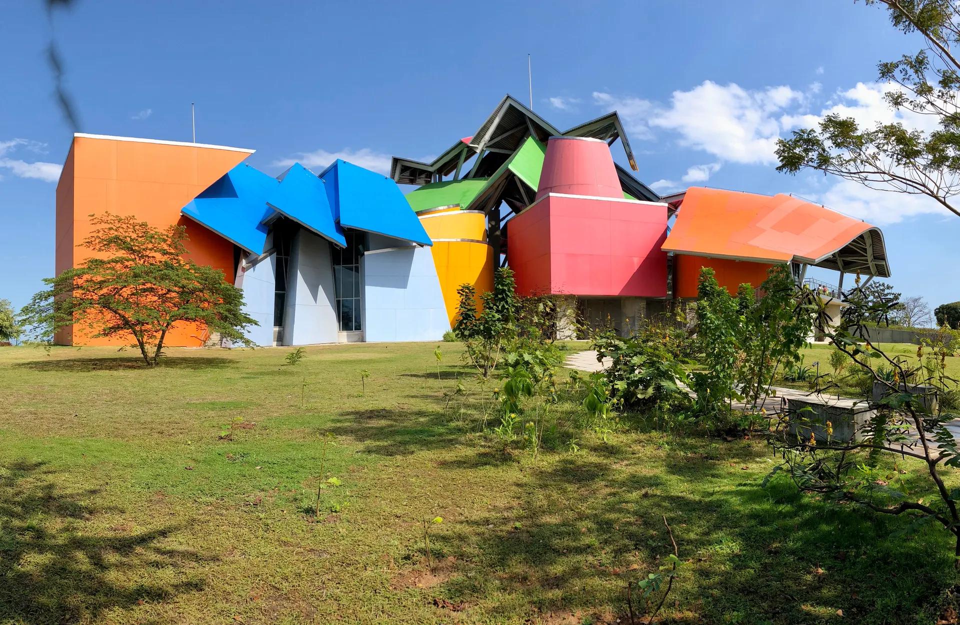 Colourful angular roofs of the Biomuseo designed by Frank Gehry