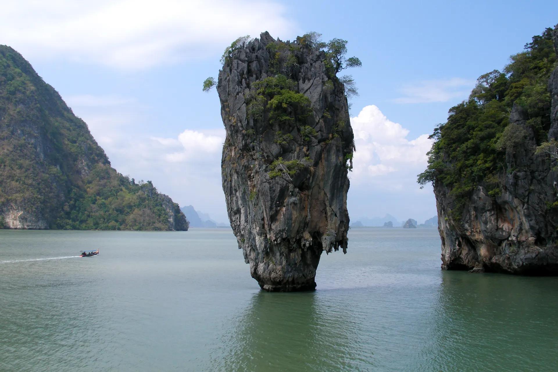 Ko Tapu needle rock in Phang Nga Bay