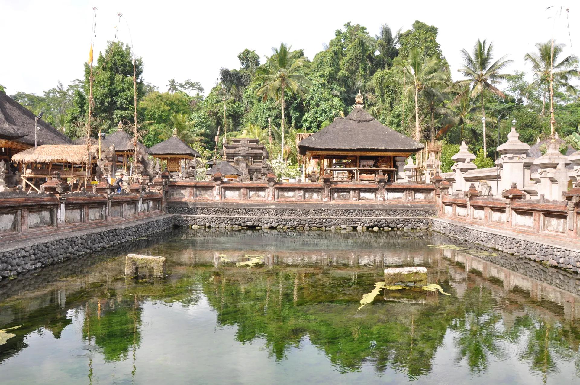 Spring-fed pool and shrines inside Pura Tirta Empul
