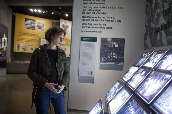 Sla de wachtrij over: ticket voor 1,5 uur audiotour - Yad Vashem Holocaust herdenkingscentrum