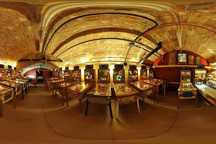Coupe-file : Billet d'entrée au Musée de Pinball de Budapest