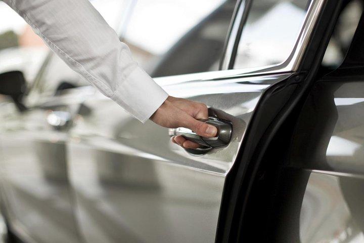Privéluchthaventransfer Surabaya