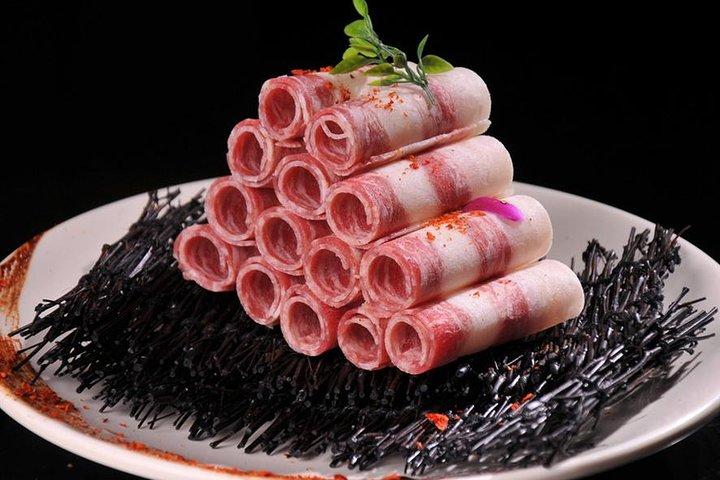 Xian Night Food & Leisure Tour: Hot Pot & Big Wild Goose Pagoda Square