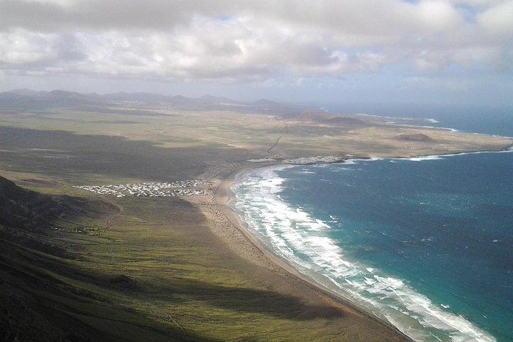 The Northern Cliffs & Valleys hiking tour