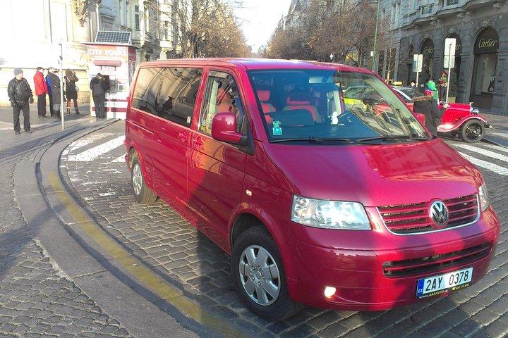 Private Transfer to Budapest from Prague