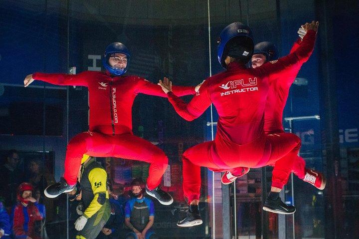 キングオブプラシャインドアスカイダイビング、2便とパーソナライズされた証明書