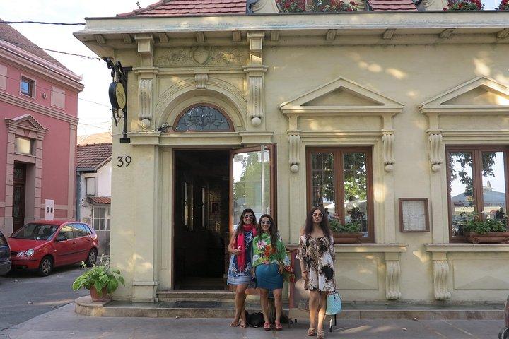 BELGRADE BUS AND WALKING TOUR、日常生活を体験する