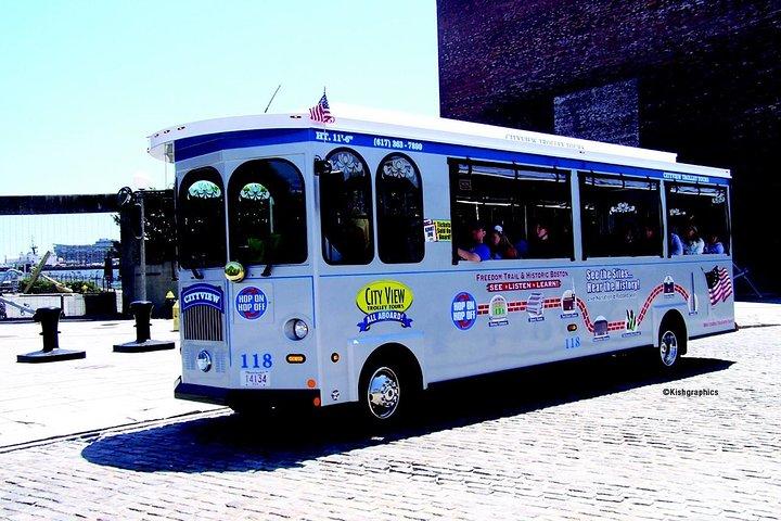 1 oder 2 Tage HOP-ON & HOP-OFF Erzählte Trolleytour durch Boston