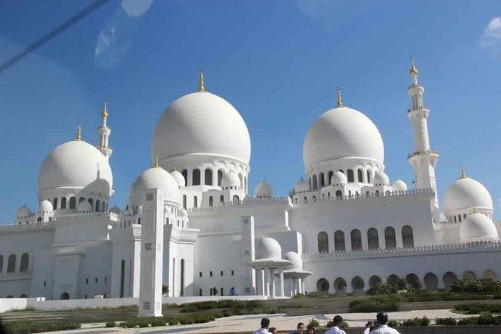 2 in 1 Best Combo Tours Full Day Abu Dhabi City Tour e Night Dhow Cruise Dubai