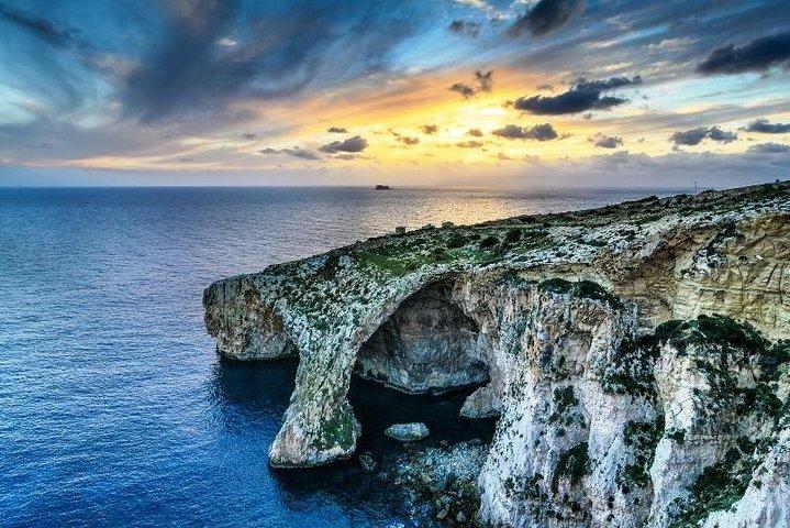 Blue Grotto och Sunday Market på Marsaxlokk Fishing Village Tour