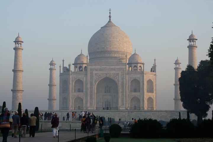 Agra: tour di mezza giornata del Taj Mahal e del Forte di Agra con trasferimenti