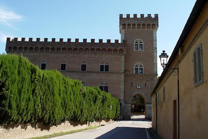 Vintur Bolgheri Halvdags udflugt fra Piombino Port