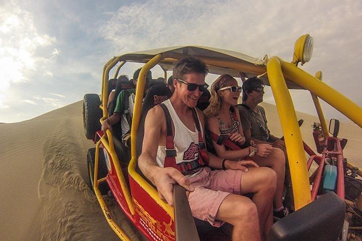 Visite privée à Huacachina au départ de Paracas