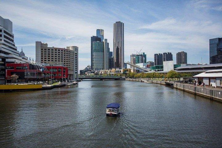 2 uur durende self-drive bootverhuur op de Yarra-rivier