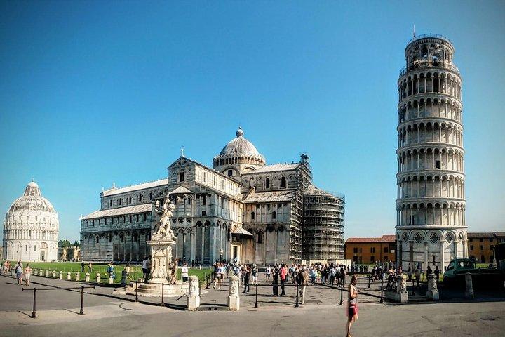 Private Day Tour: Pisa en Lucca vanuit Florence