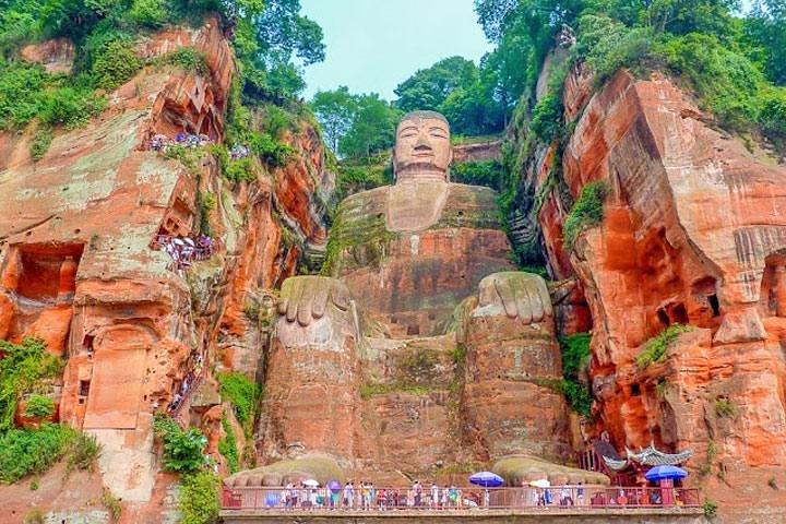 Tour di un giorno privato: Chengdu Panda e Leshan Buddha