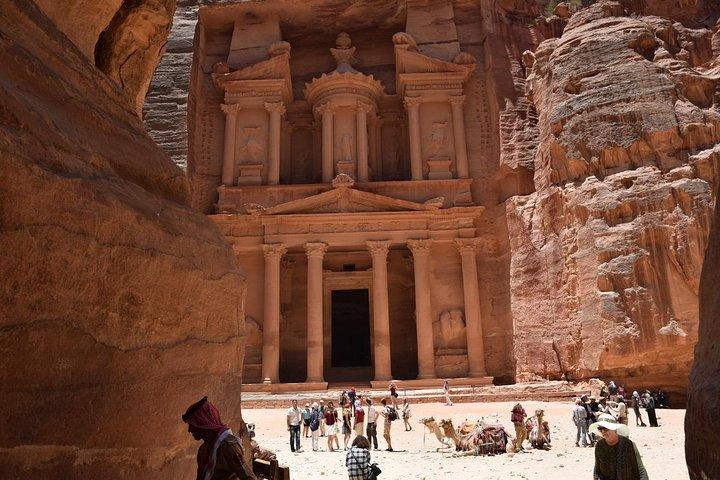 Traslados Privados de Ida e Volta para Petra de Amã