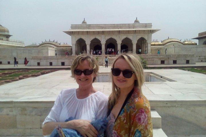 En dag Taj Mahal Tour från Jaipur med bil