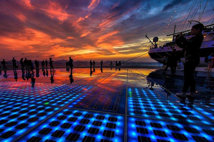 De Zagreb à Zadar : Visite guidée privée des lacs de Plitvice