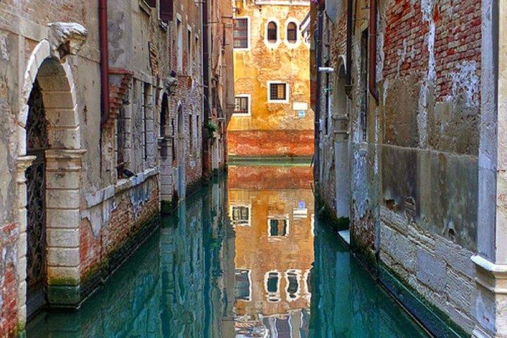 Private Kreuzfahrt: Venedig vom Wasser aus gesehen