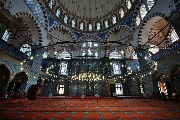 Topkapi Palace & Tombs Of Sultans - Skip The Line Tickets