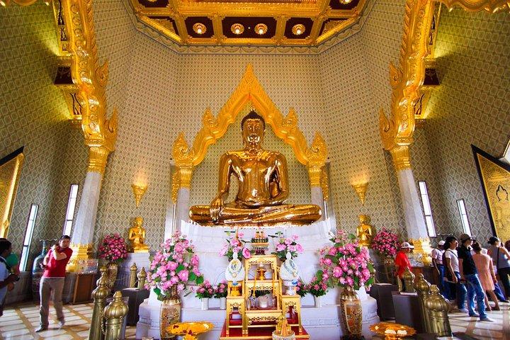 Private Tour : Bangkok City Temples & Thai Massage