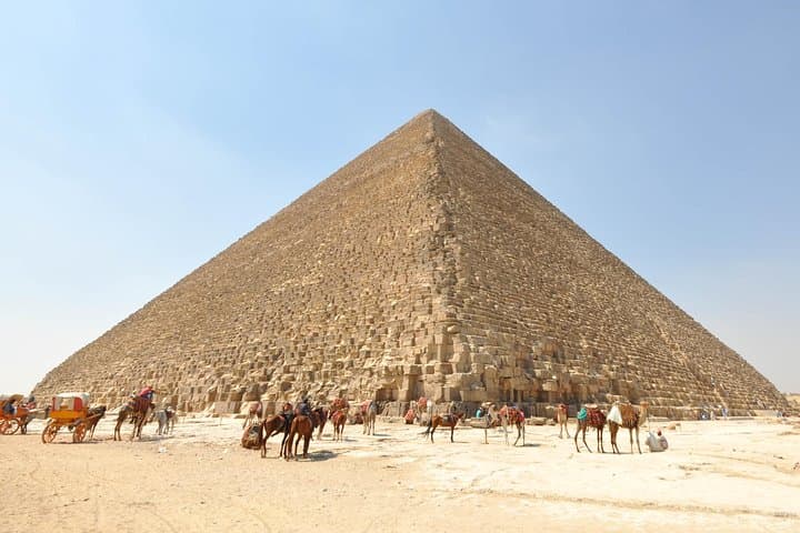 Private Guided Day Tour in Giza Saqqara and the Egyptian Museum Including a Camel Ride from Cairo